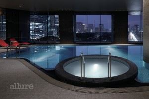 Palace Hotel Tokyo - Swimming Pool - II