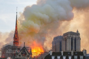 Firefighters battle to extinguish a giant fire that engulfed the Notre Dame Cathedral in Paris, France on April 15, 2019. A huge fire swept through the roof of the famed Notre-Dame Cathedral in the French capital, sending flames and huge clouds of grey smoke billowing into the sky. The flames and smoke plumed from the spire and roof of the gothic cathedral, visited by millions of people a year. Pictured: Cath?drale Notre-Dame de Paris Ref: SPL5080277 150419 NON-EXCLUSIVE Picture by: SplashNews.com Splash News and Pictures Los Angeles: 310-821-2666 New York: 212-619-2666 London: 0207 644 7656 Milan: 02 4399 8577 photodesk@splashnews.com World Rights, No Argentina Rights, No Belgium Rights, No Czechia Rights, No Finland Rights, No France Rights, No Germany Rights, No Italy Rights, No Mexico Rights, No Norway Rights, No Peru Rights, No Portugal Rights, No Spain Rights, No Switzerland Rights, No United Kingdom Rights