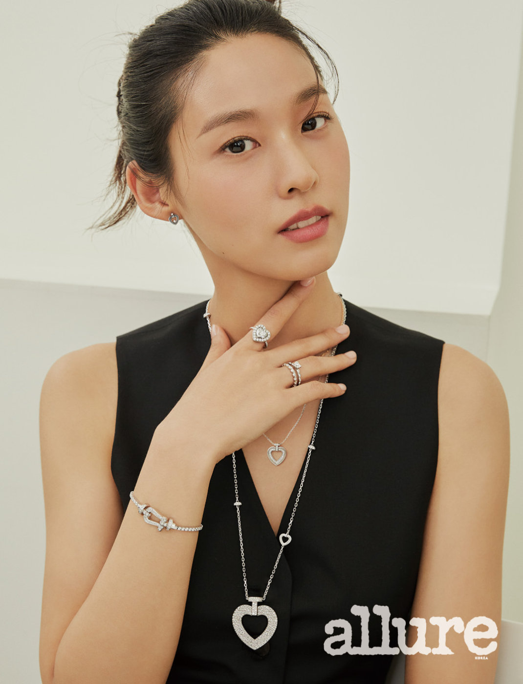 Seolhyun Opens Up About  The Killer s Shopping List  and What Makes Her Happy in Life - 4