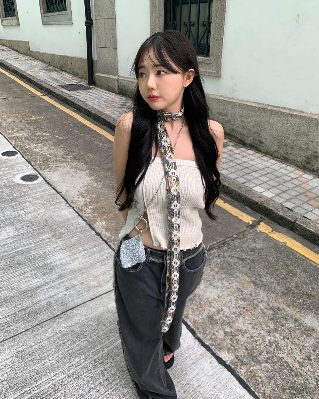 TUBE TOP STYLING HONG YOUNGGI