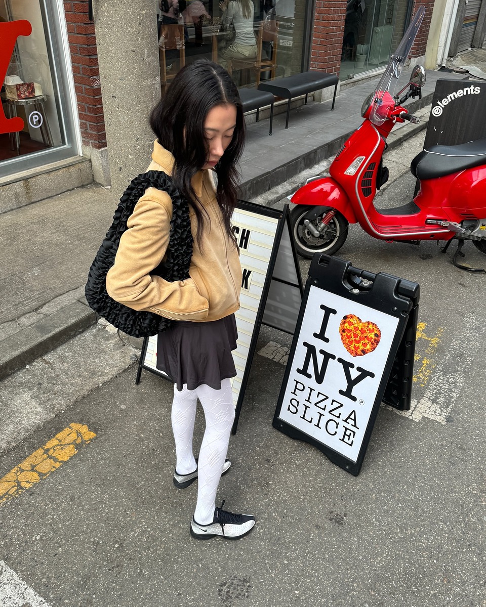 컬러 스타킹 패션