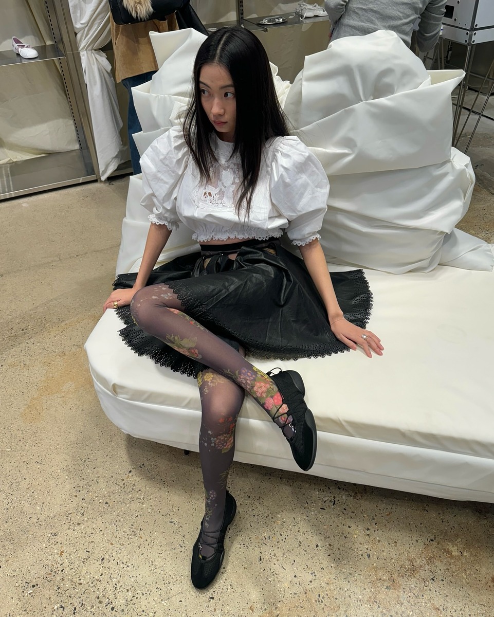 컬러 스타킹 패션