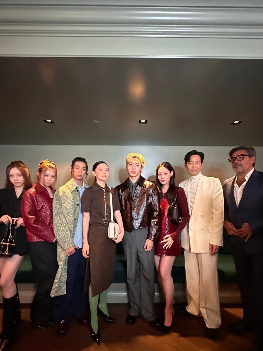 컬러 스타킹 패션