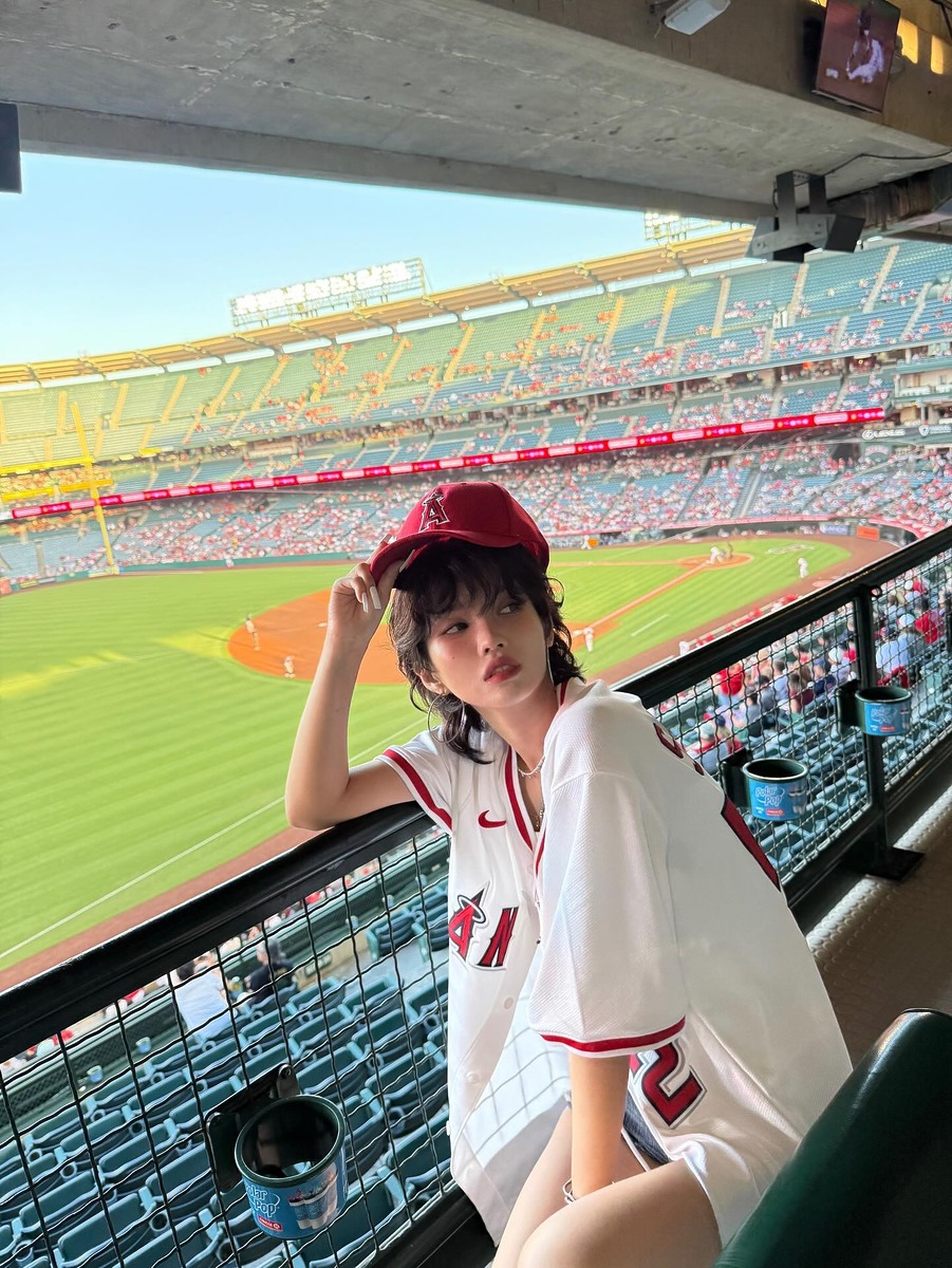 women's mullet hair, fixie cut, 2025 hair cut trend, 아이들 소연, 울프컷, 여자 울프컷