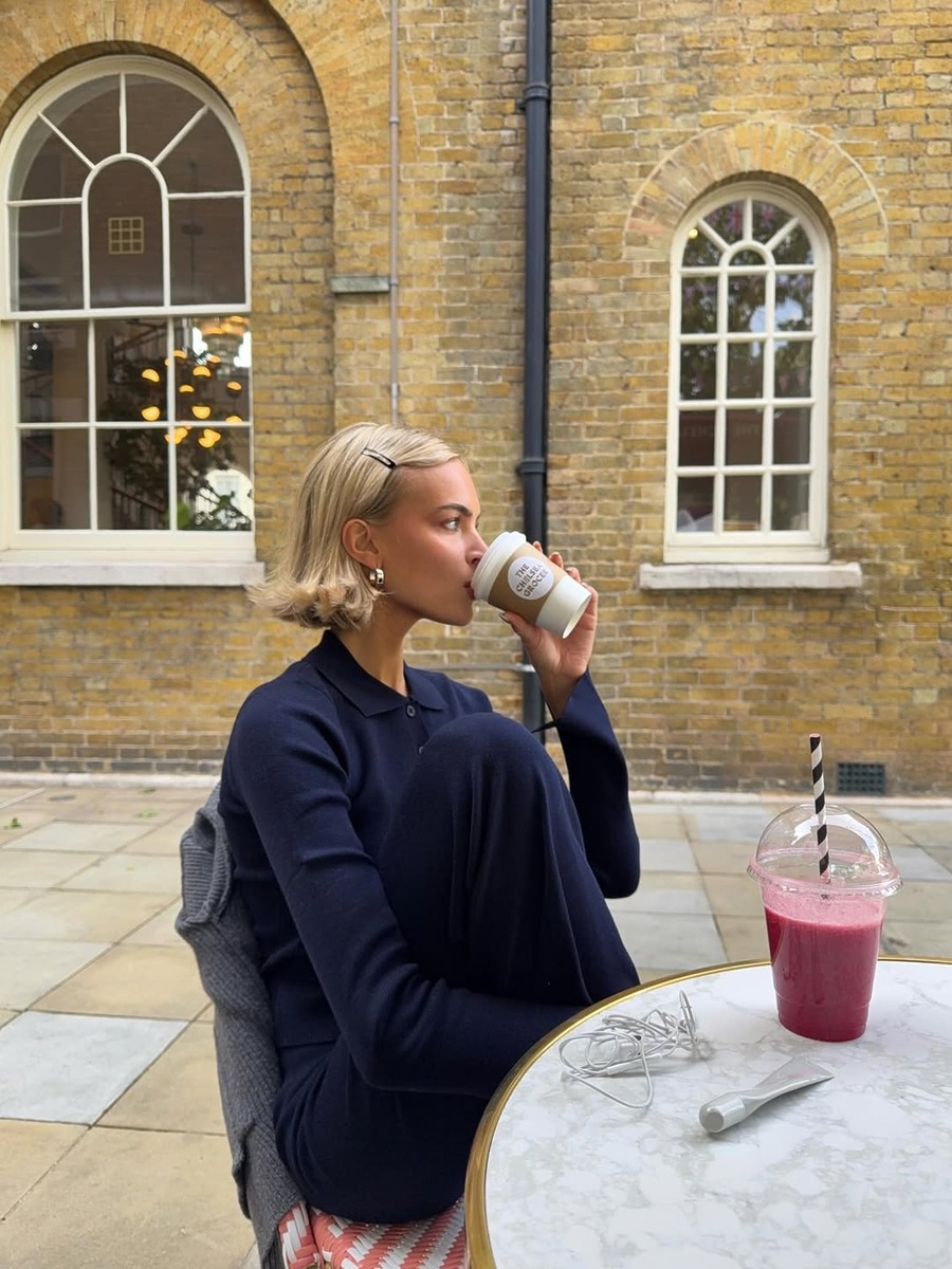 cardigan styling 2025, cardigan ootd, cardigan outfit, 가디건, 카디건, 가디건 코디