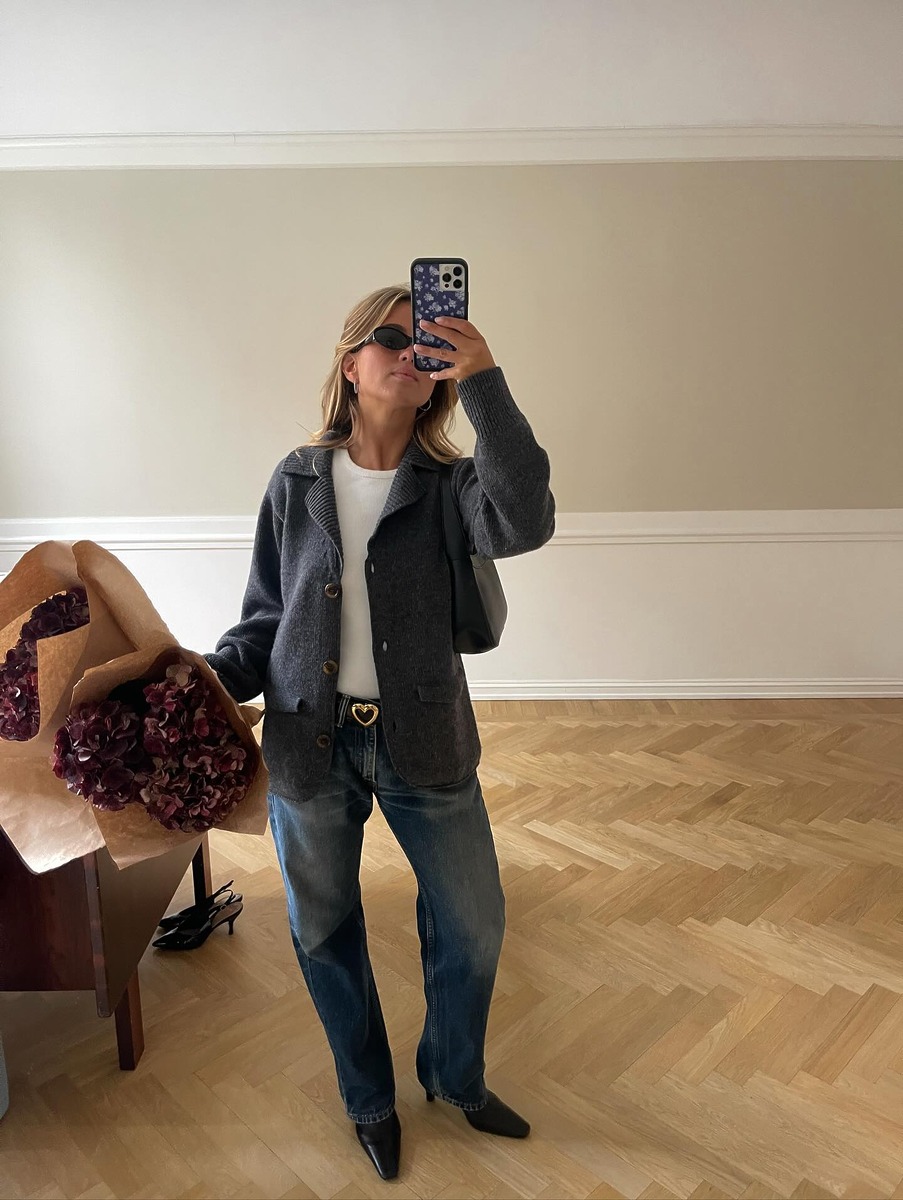 cardigan styling 2025, cardigan ootd, cardigan outfit, 가디건, 카디건, 가디건 코디