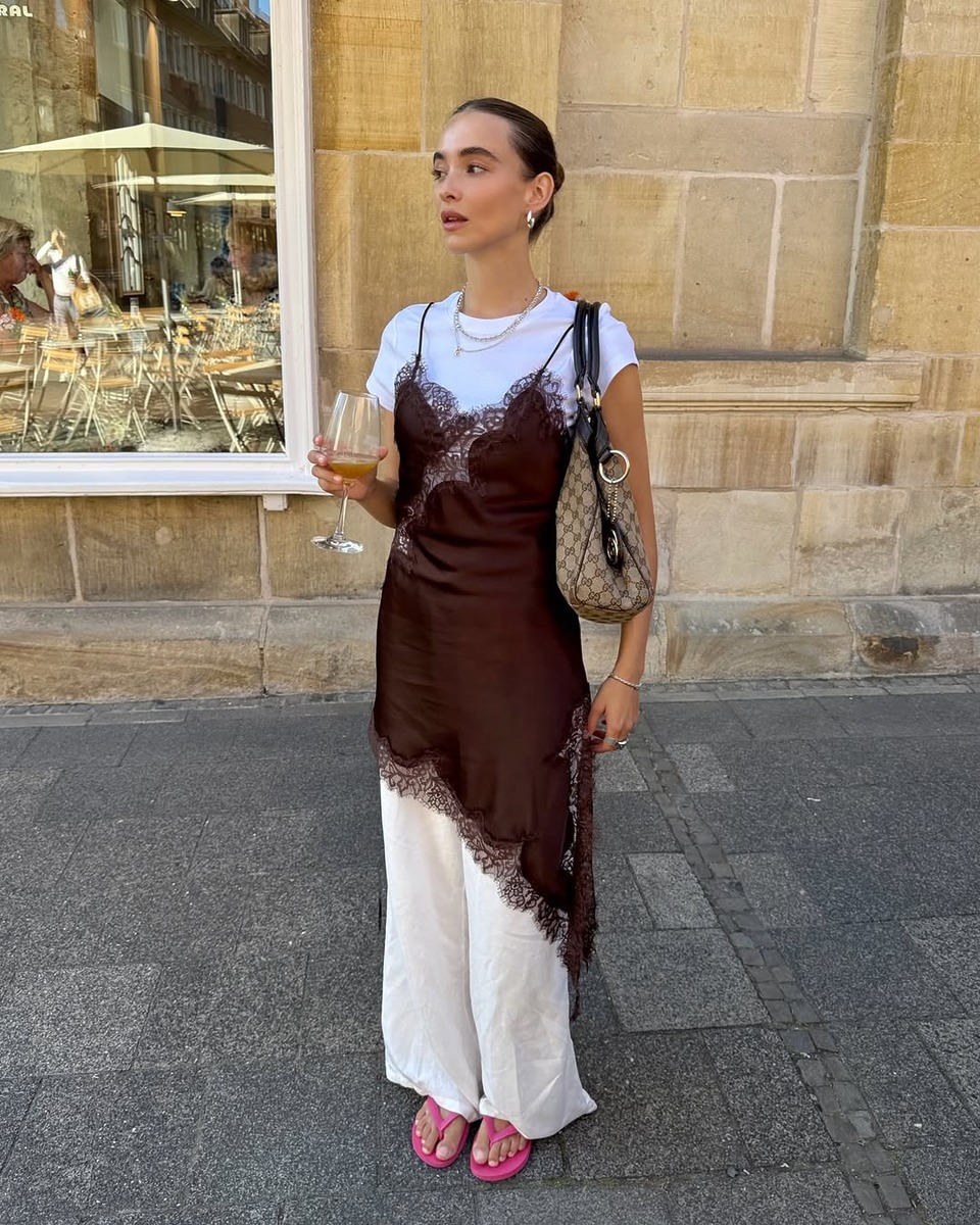 2025 trend color burgundy, purple, fall fashion 2025, burgundy outfit, 버건디 패션, 퍼플 패션