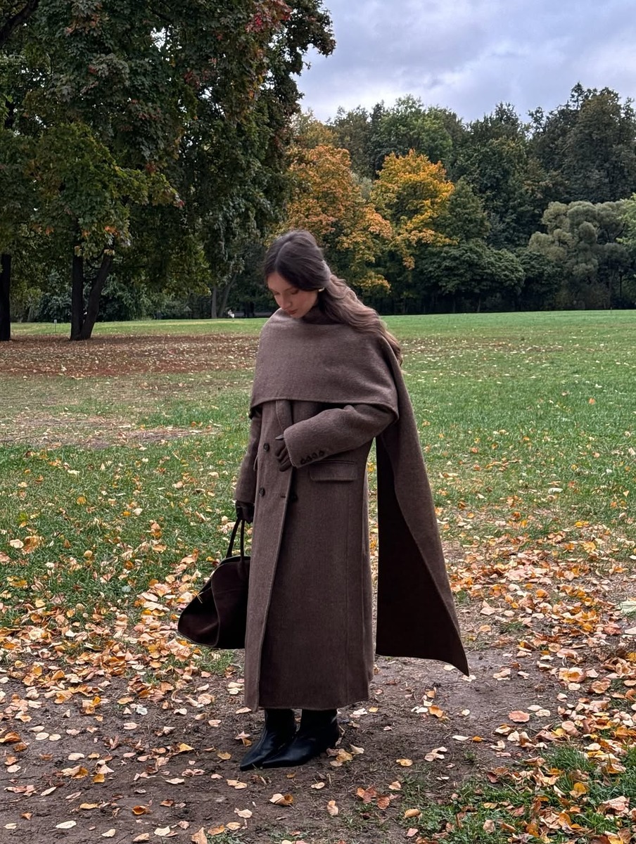 cape coat styling, cape coat, 2025 f/w fashion keyword, 케이프코트, 망토