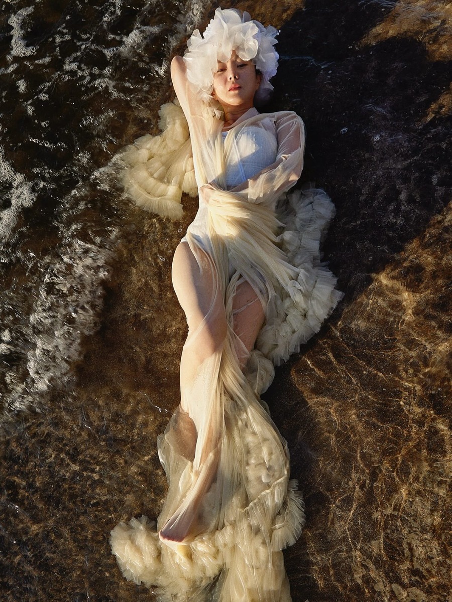 셀럽 웨딩드레스