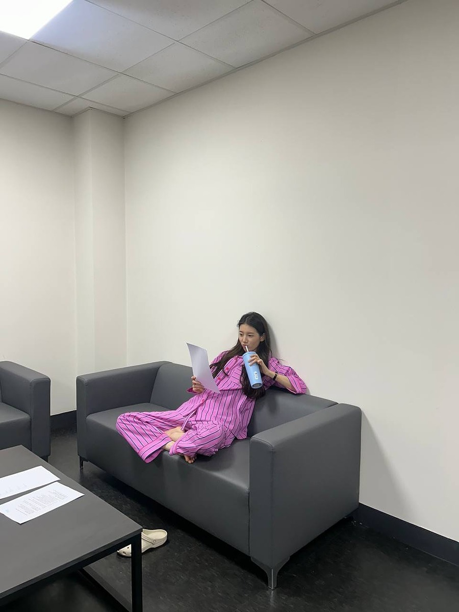 수지 핑크 패션