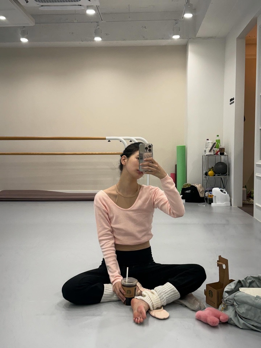 수지 핑크 패션