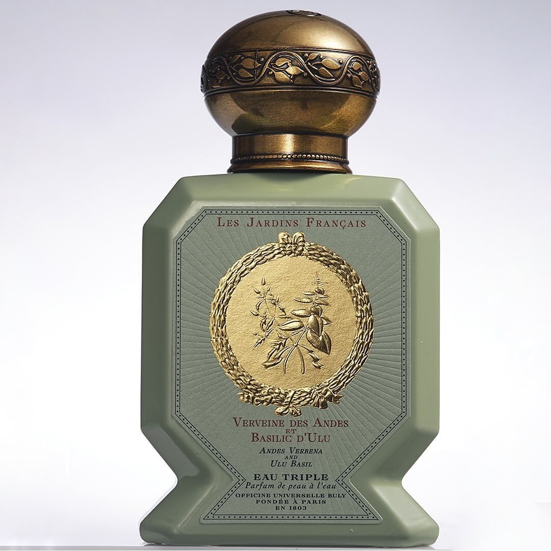 아이유 바디오일