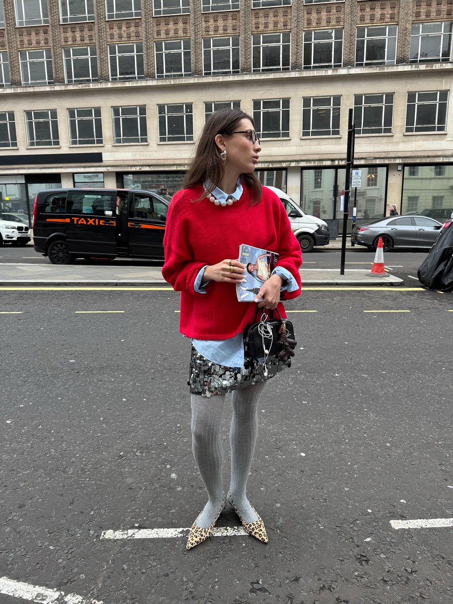 2026 포인트 컬러 코디, point color styling, color ootd, winter color styling, 레드 컬러,