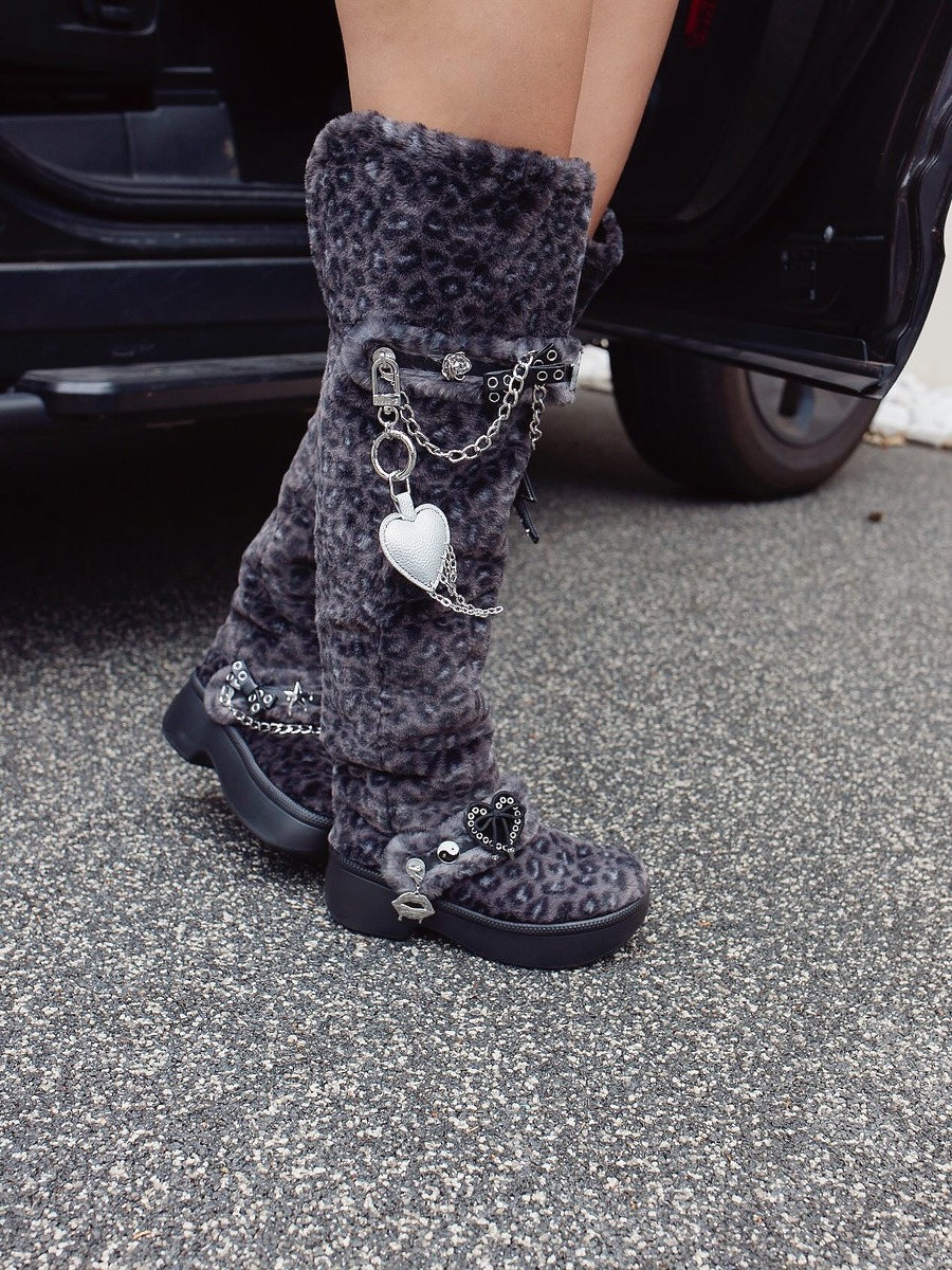 애니멀프린트 레오파드 밀리바비브라운