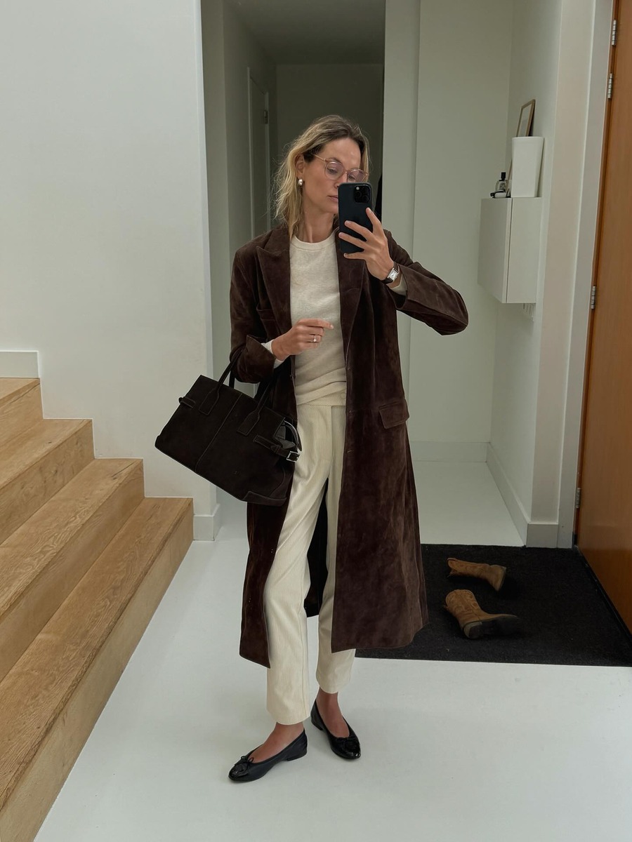 겨울 화이트 진, 화이트 데님, 화이트 바지, ivory denim, white jean, winter denim outfit