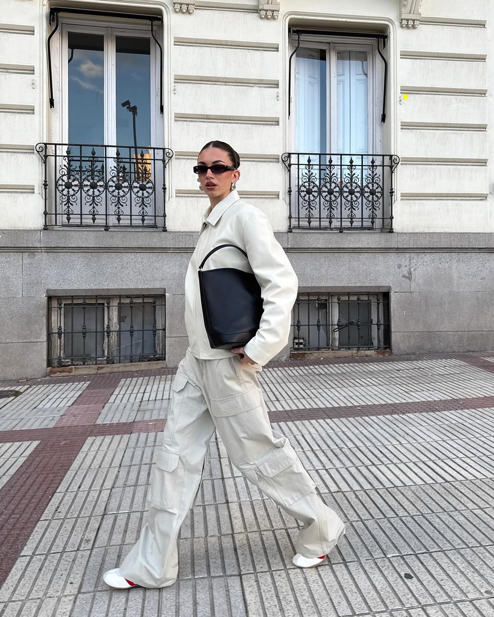 겨울 화이트 진, 화이트 데님, 화이트 바지, ivory denim, white jean, winter denim outfit