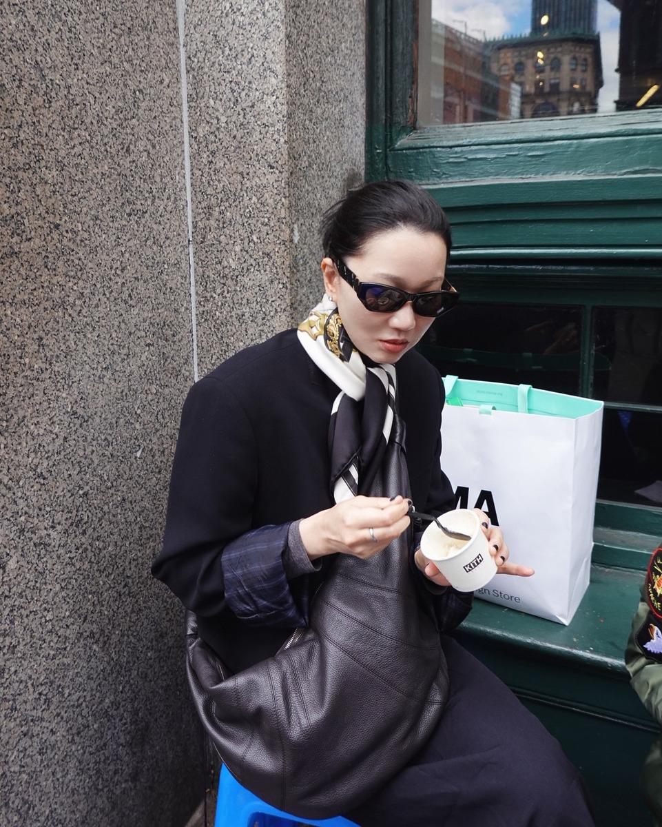 장윤주 크로와상백