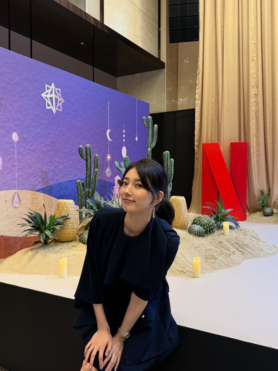 망토 케이프 셀린느 수지