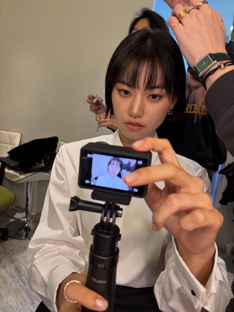 앞머리 시스루뱅 김도연