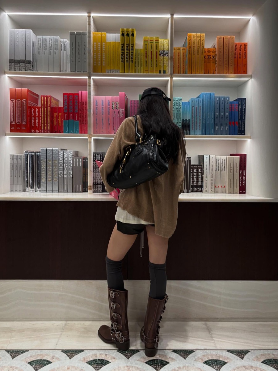 손나은 끌로에 패딩턴백