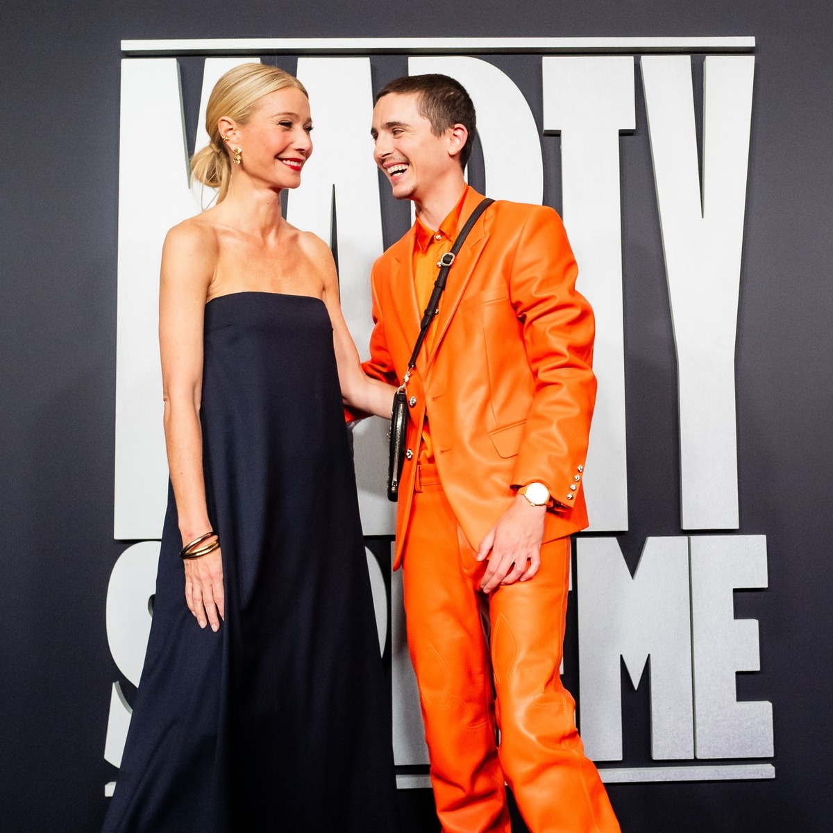 기네스팰트로 티모시샬라메 마티슈프림