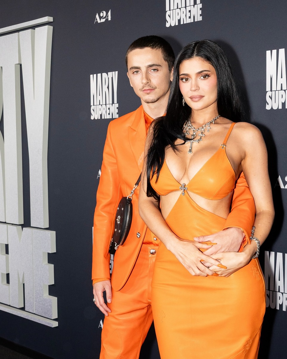 티모시샬라메 카일리제너 할리우드커플