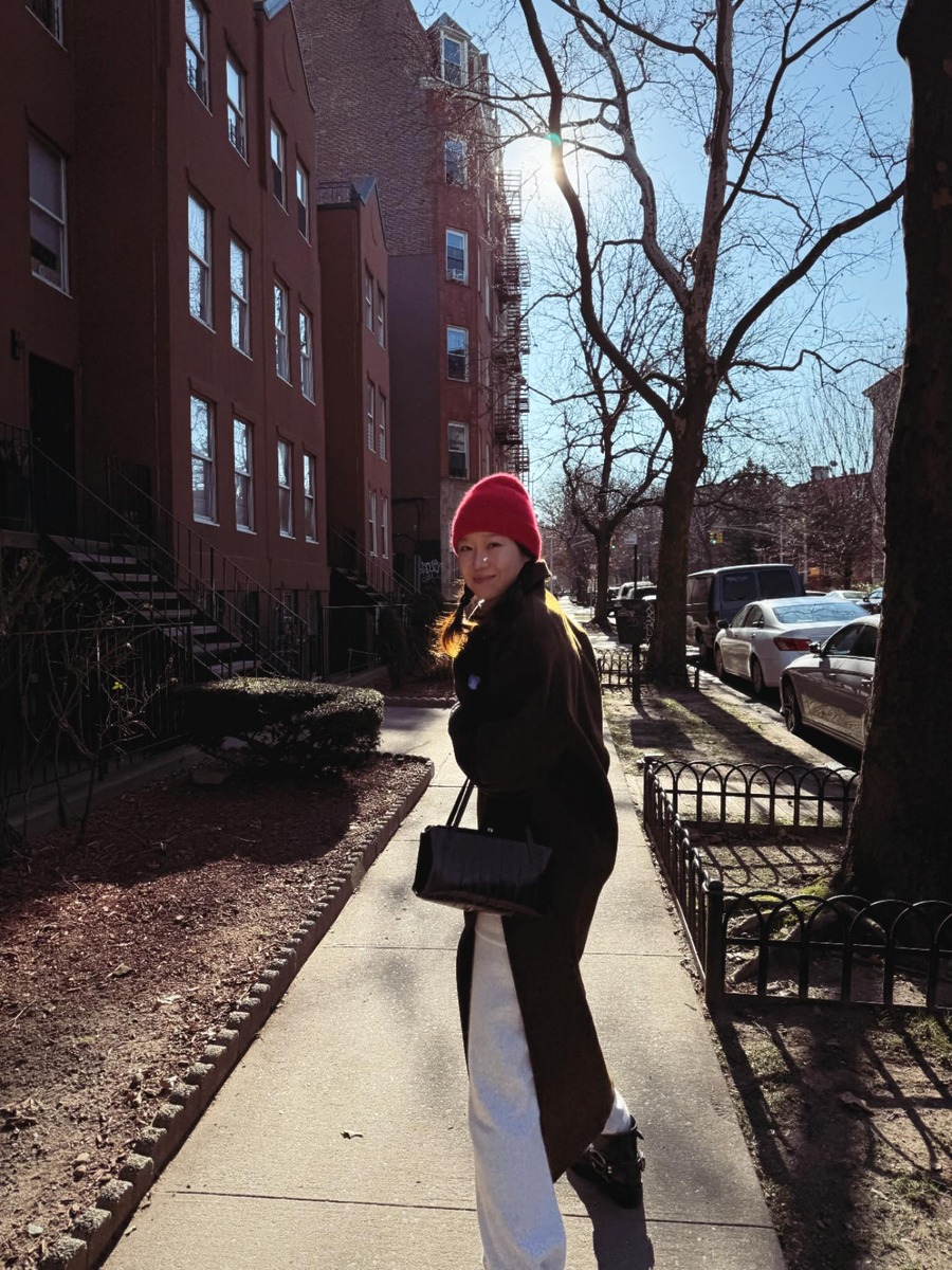 공효진 동안패션 레드 비니스타일링