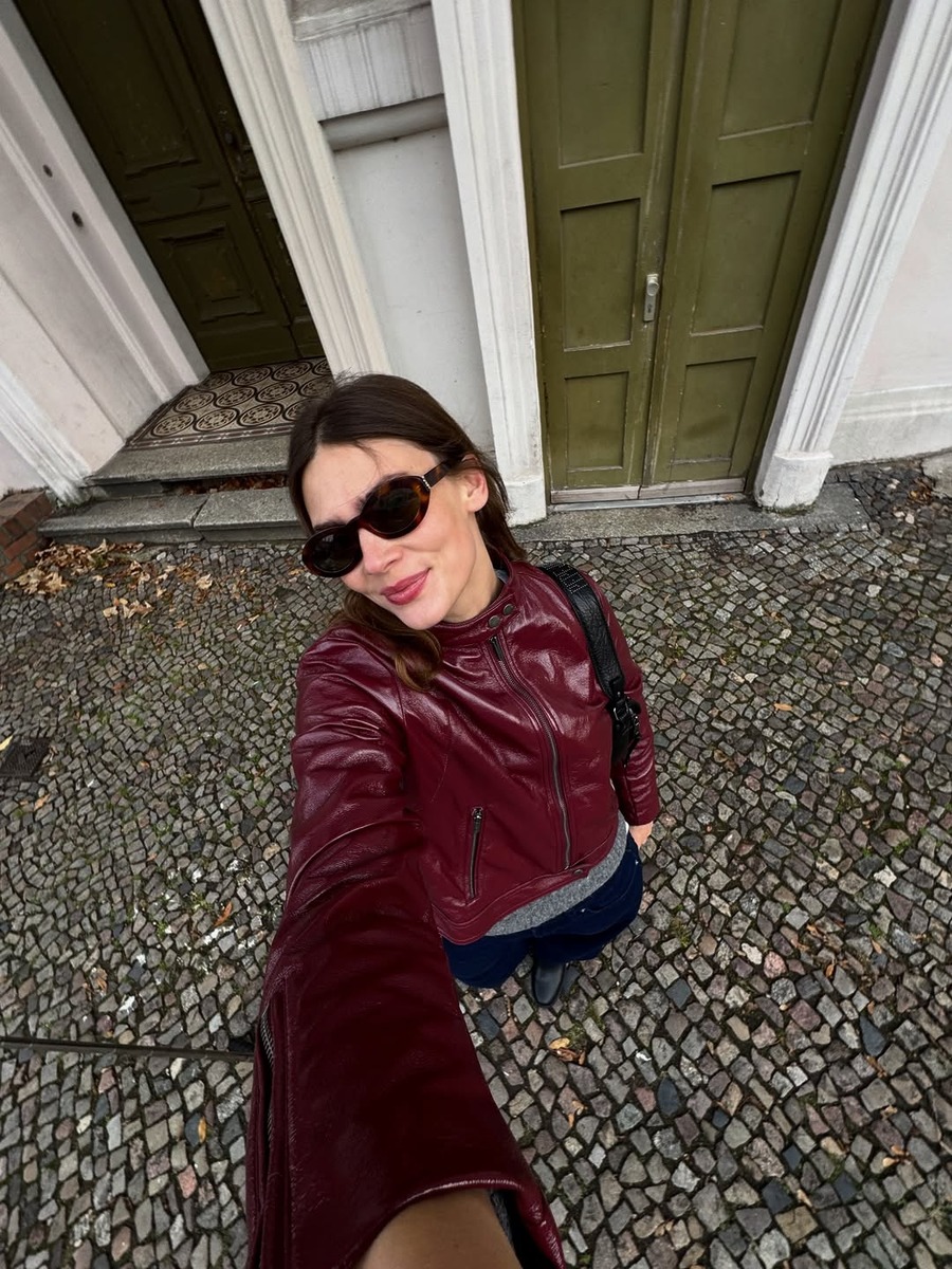 leather outerwear, leather outfit, leather trend 2026, vintage leather outerwear, 빈티지 레더, 레더, 레더아우터