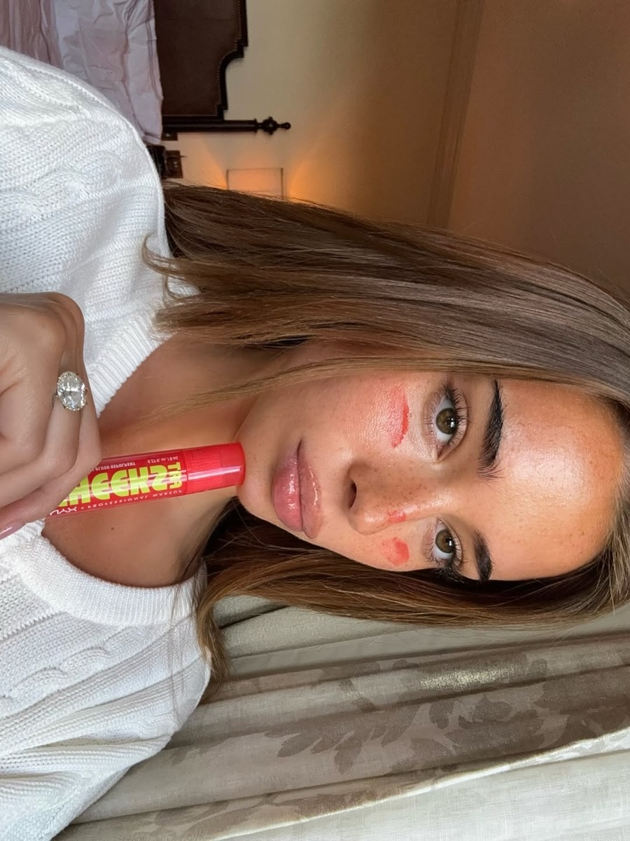 2026 makeup trend, 2026 lipstick trend, lipstick color, 립 트렌드, 립스틱 트렌드, 클라우드 립, cloud lip, 미지근 립