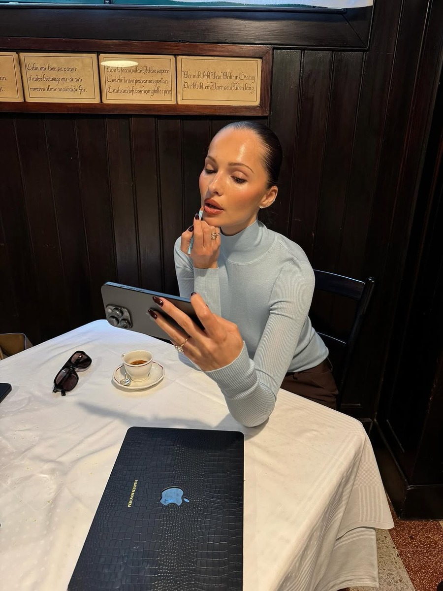 light blue Styling, Sky blue styling, 라이트블루, 스카이블루, 봄 코디, 2026 블루 코디