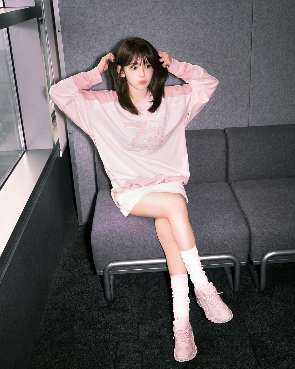 럭비티셔츠 블록코어 르세라핌 사쿠라