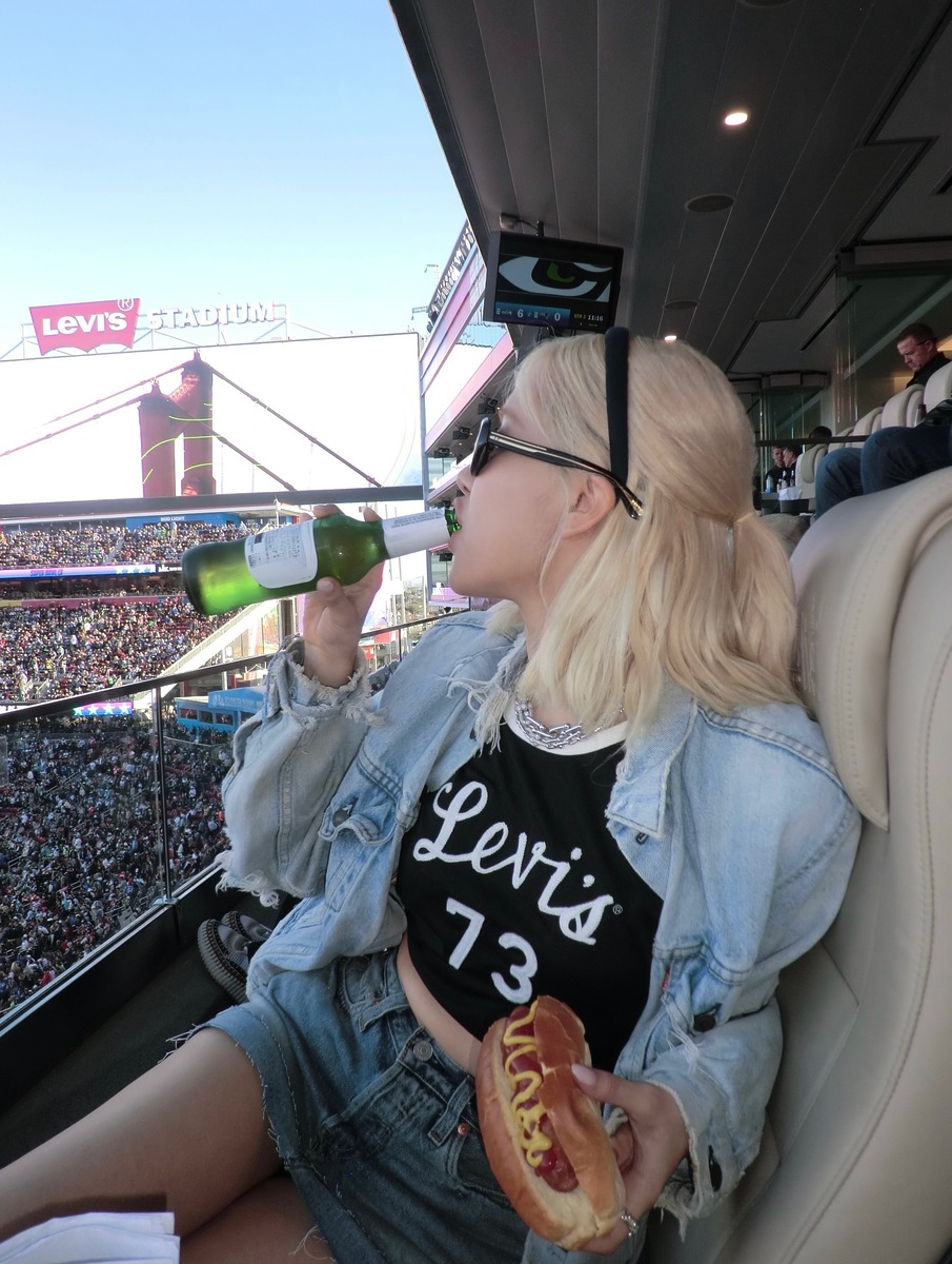 로제 슈퍼볼 데님 리바이스 청청