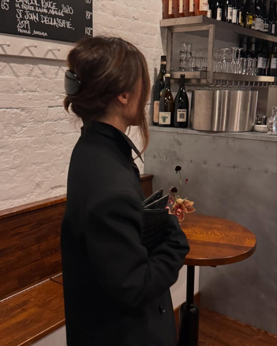 2026 hair trend, hair upstyle trend, bun hair, hair accessories, 헤어 액세서리, 헤어 트렌드, 업스타일 헤어, 번헤어