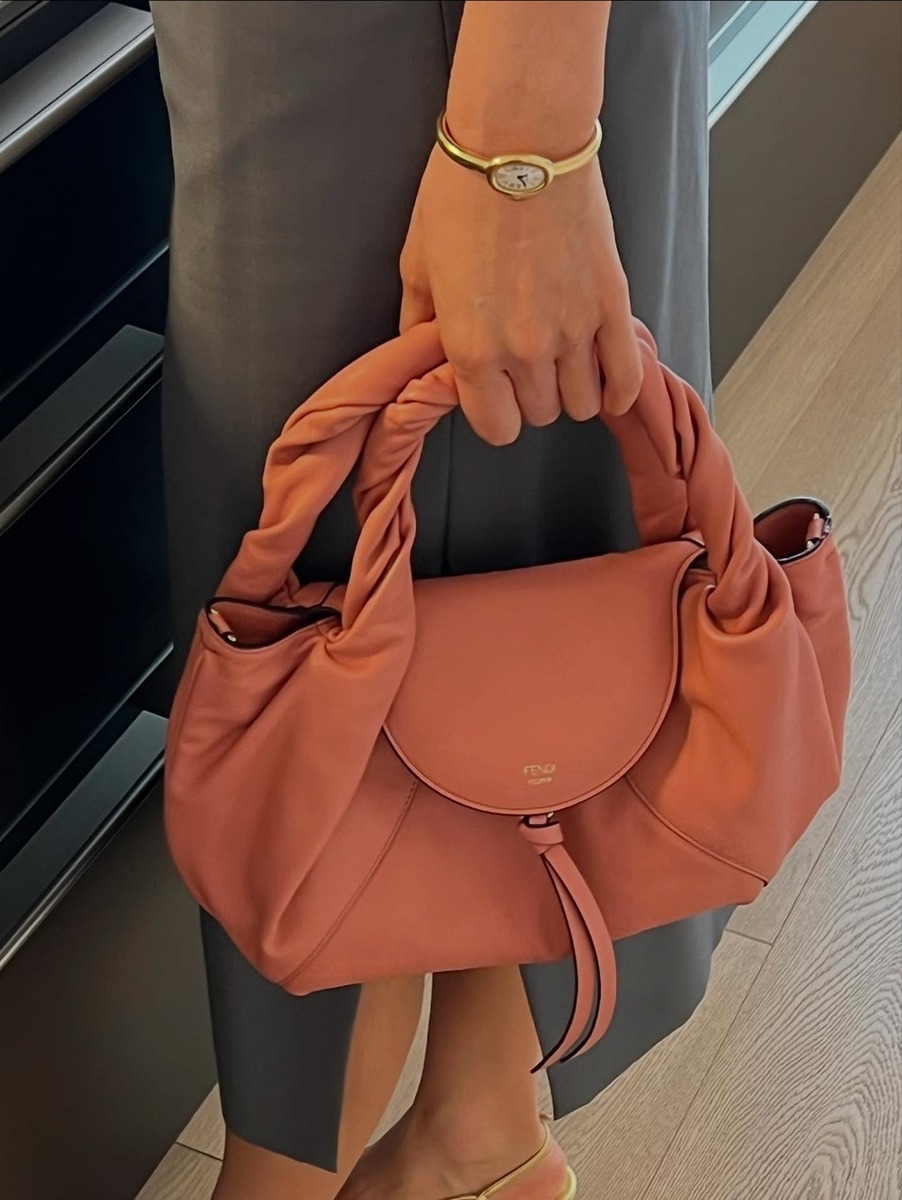 김나영 펜디 핑크가방