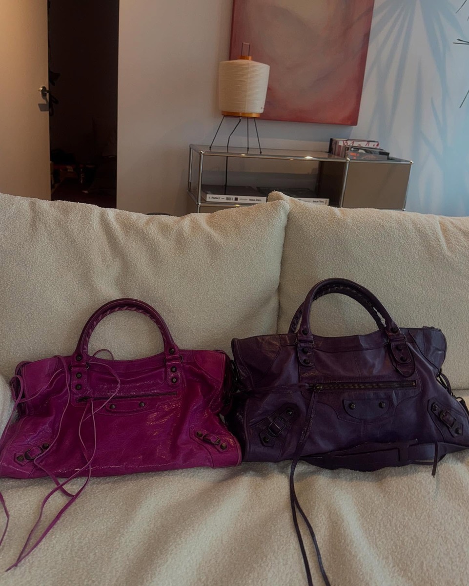 아멜리아그레이햄린 발렌시아가 핑크가방