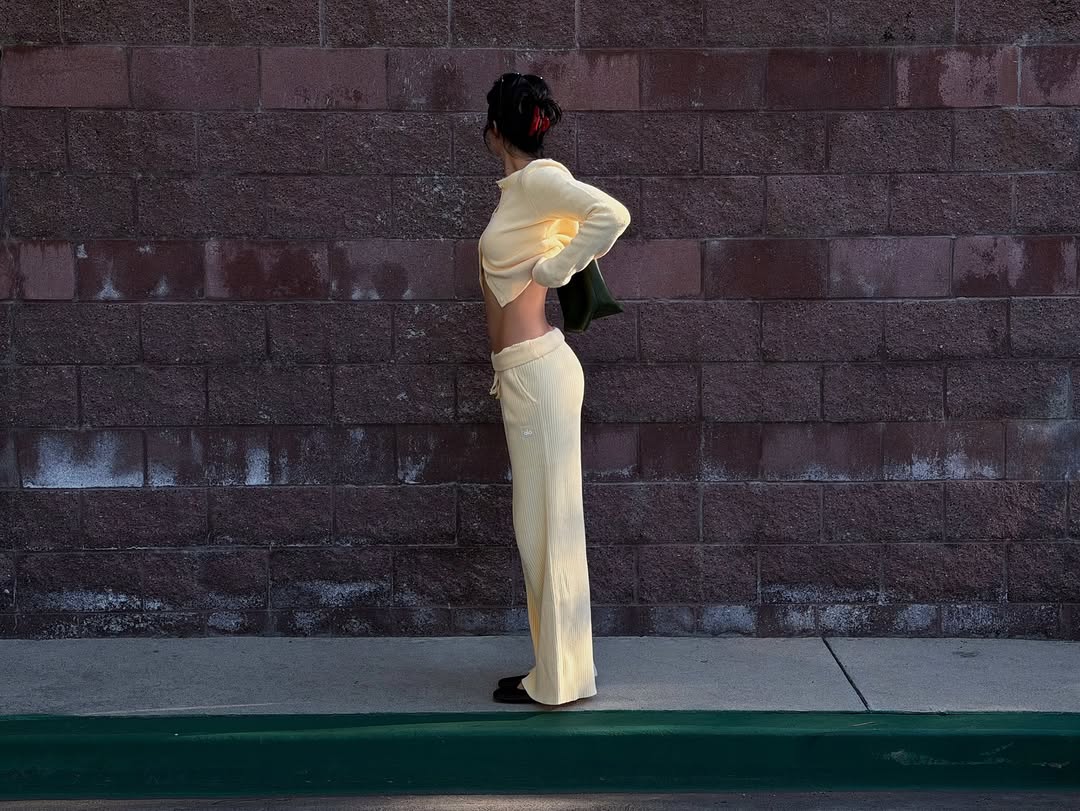 2026 spring yellow outfit, yellow outfit, spring outfit, spring fashion, 2026 trend spring fashion, 봄 패션, 옐로 패션, 노랑, 2026 트렌드 컬러