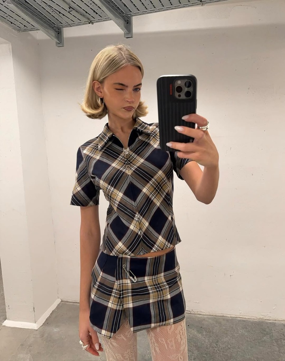 2026 spring yellow outfit, yellow outfit, spring outfit, spring fashion, 2026 trend spring fashion, 봄 패션, 옐로 패션, 노랑, 2026 트렌드 컬러