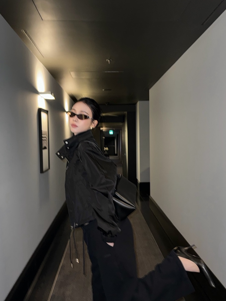 카트리나 바람막이 윈드브레이커 프라다