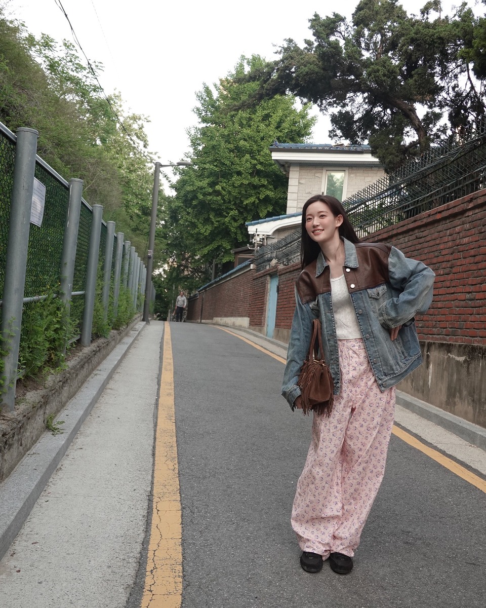 프라다 프린지백 최윤지