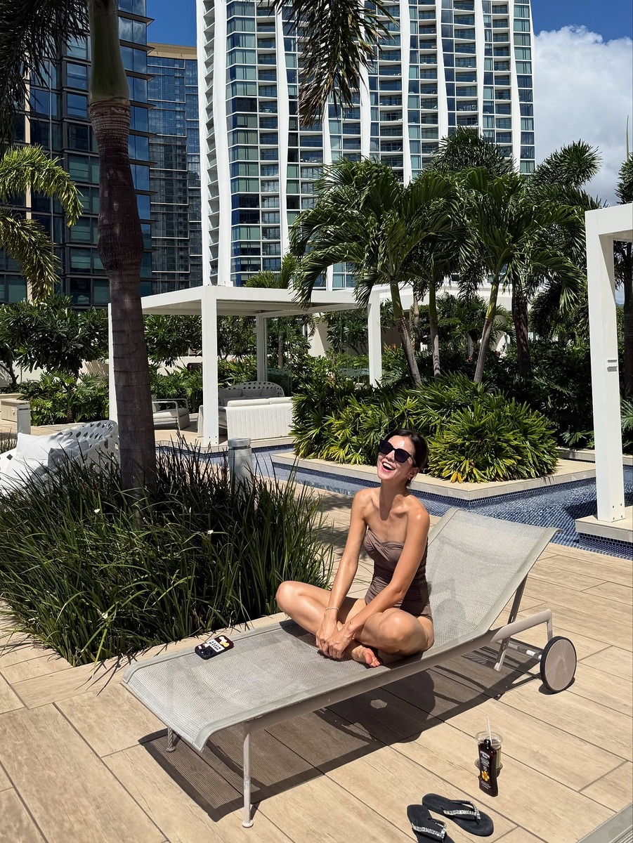 김성은 원피스수영복