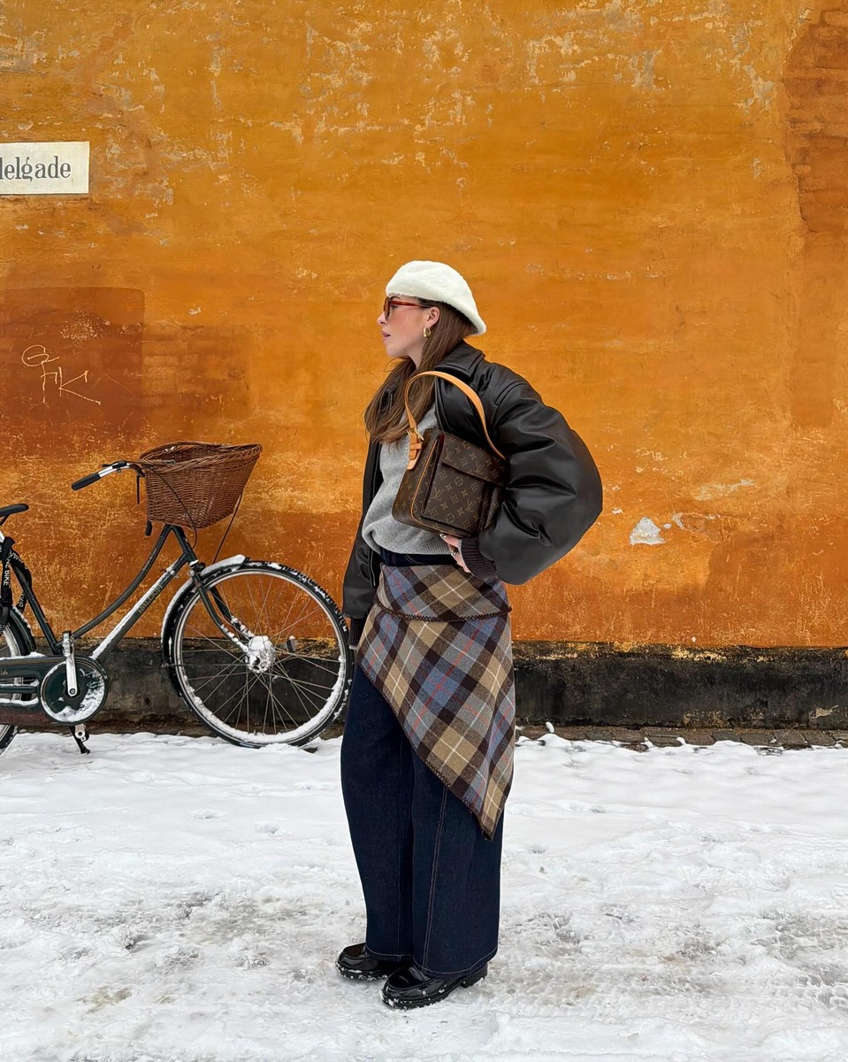 2026 spring fashion, check item, check fashion, 2026 spring trend, 봄 트렌드, 봄 체크, 체크 셔츠, 체크 스커트, 2026 봄 패션 트렌드