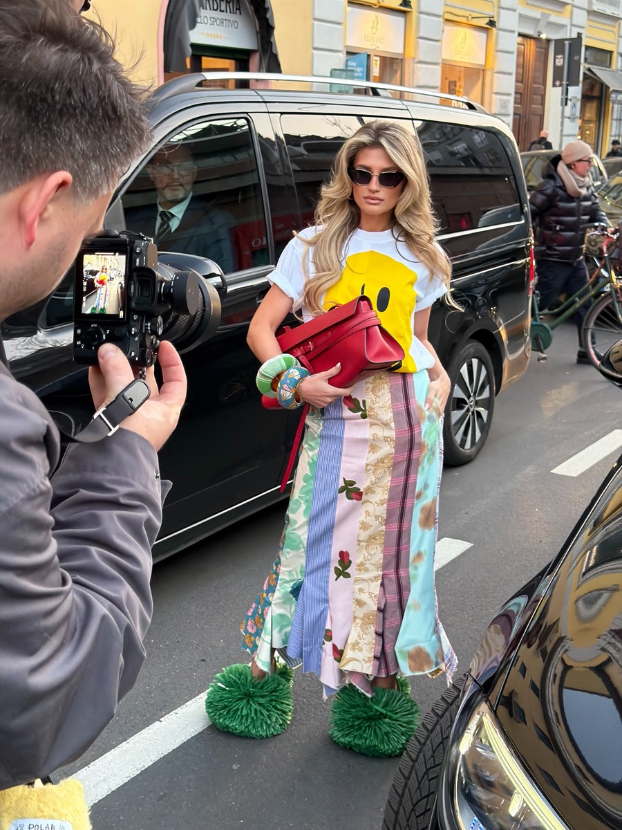 FLOWER PATTERN, FLORAL DESIGN, 2026 floral fashion, 플로럴 패턴, 플라워 패션, 2026 봄 유행