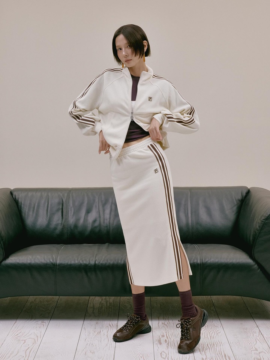 김나영 투웨이집업 트랙재킷