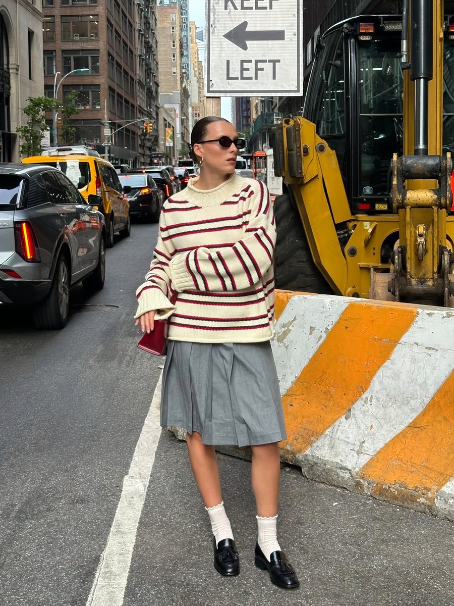 2026 essential shoes trend, trend shoes, Ballet flats, flat shoes, loafer, loafer trend, thong shoes, thong shoes outfit