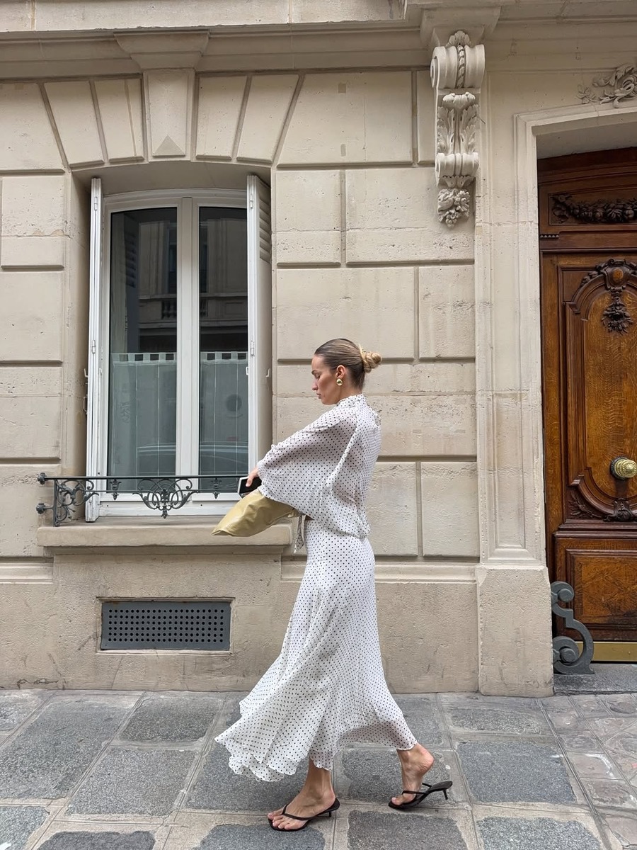 2026 essential shoes trend, trend shoes, Ballet flats, flat shoes, loafer, loafer trend, thong shoes, thong shoes outfit