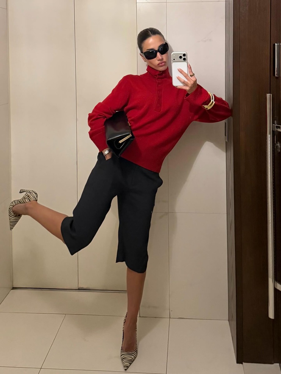 red outfit, 2026 red fashion, red color styling, 레드 컬러 스타일링, 레드 포인트, 레드 패션