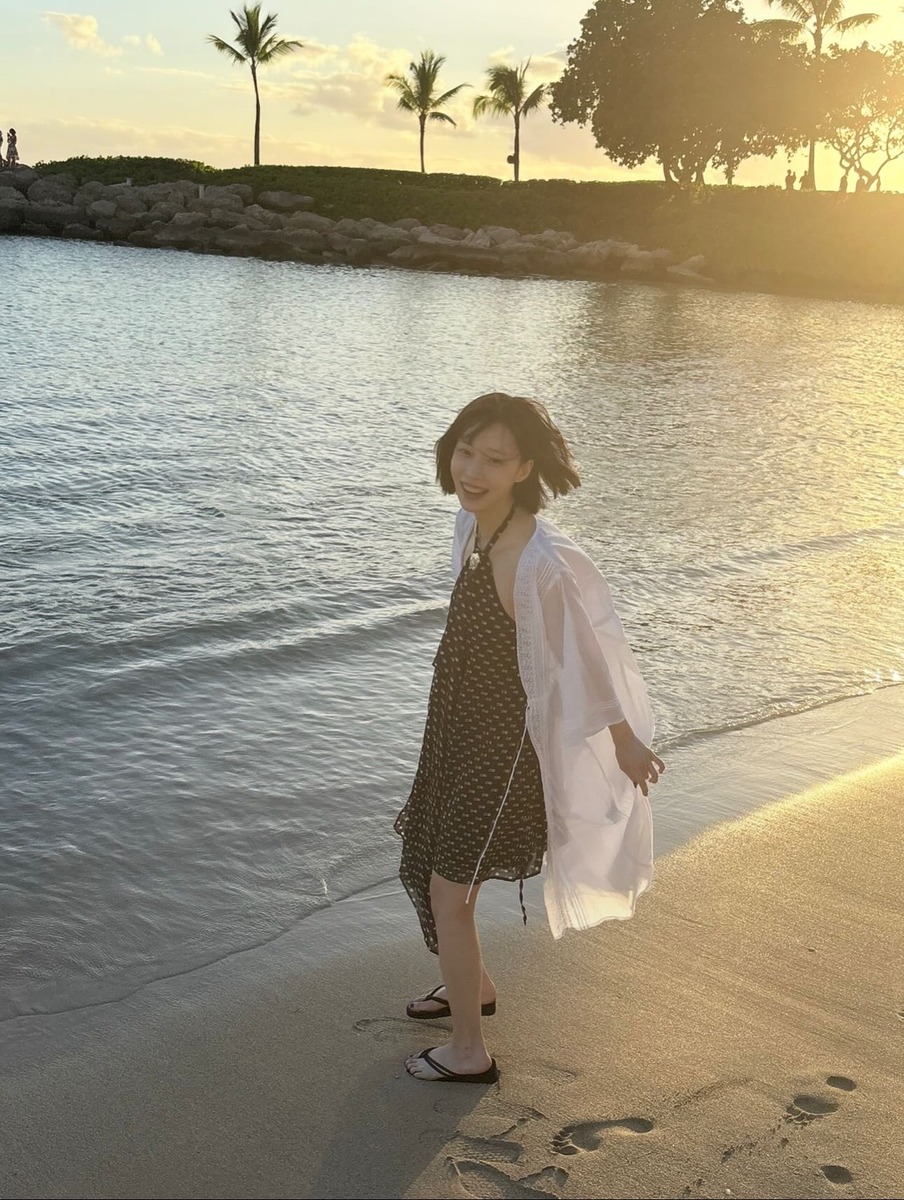 윈터 홀터넥 원피스 도트