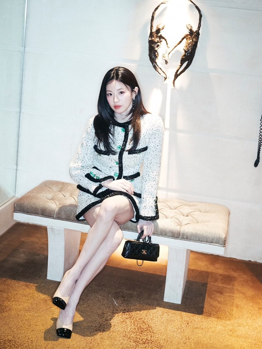 고윤정 샤넬 투톤슈즈