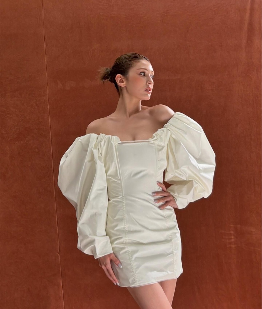 전소미 화이트 드레스 원피스