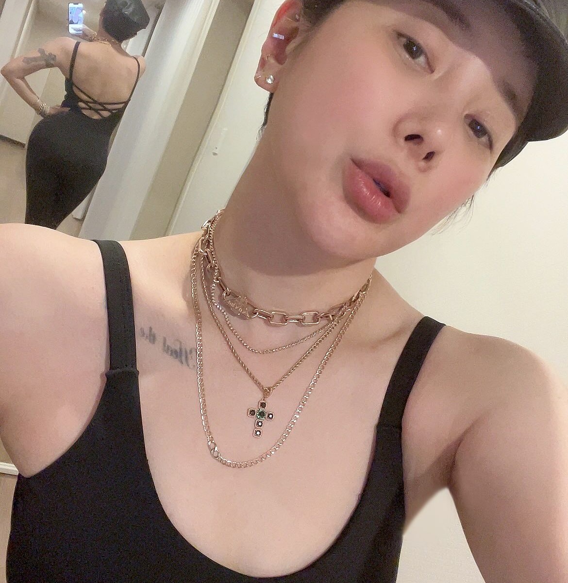 서인영 겨드랑이 마사지